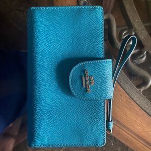 Coach tech wallet